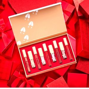 the 4 mattes and 1 liquid matte